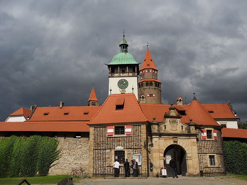 hrad-bouzov